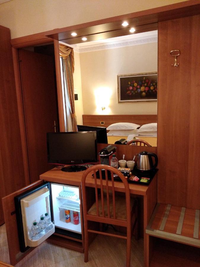 Magic House Hotel Rome Buitenkant foto